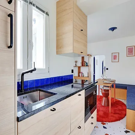 Authentic - 1br 2p - Goutte-d'or Apartment